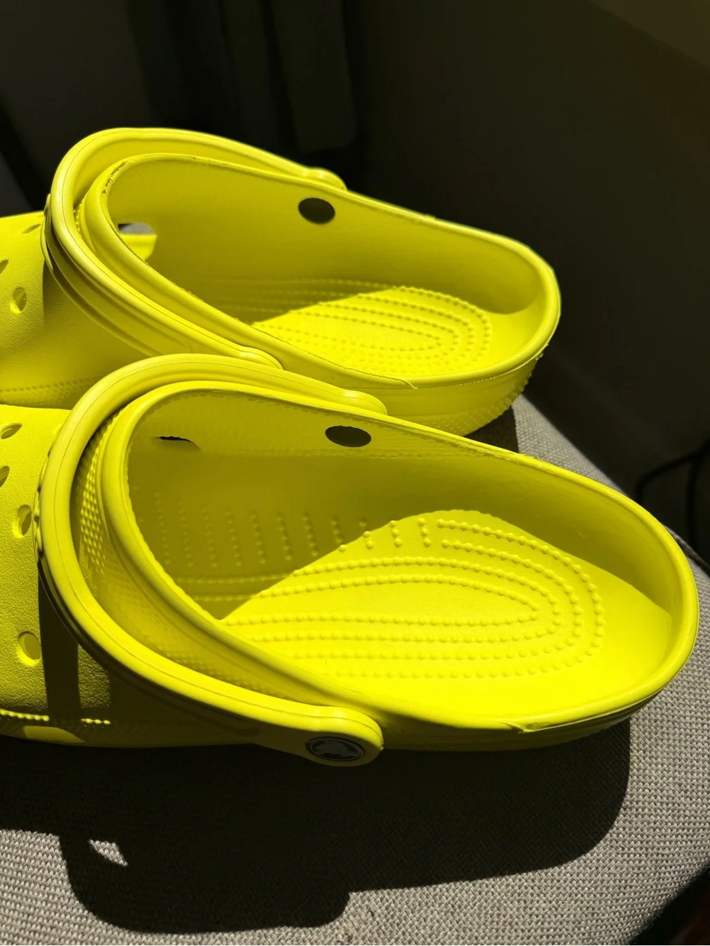 CROCS Classic Clog in Bright Yellow